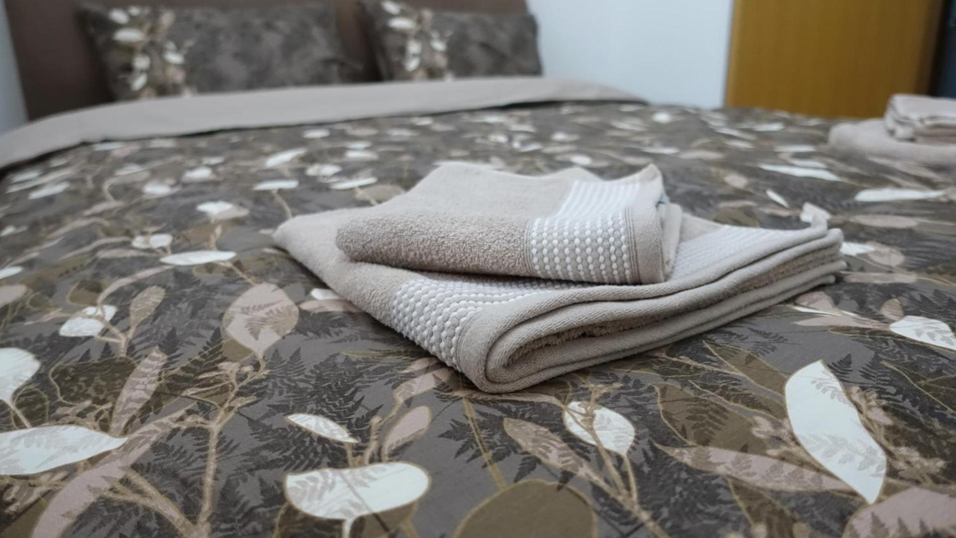 Jc10 Apartment 3 Bedroom, Free Parking, 73Sqm Novi Sad Exteriör bild