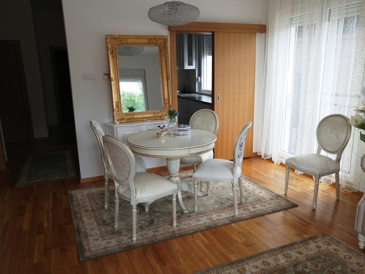 Jc10 Apartment 3 Bedroom, Free Parking, 73Sqm Novi Sad Exteriör bild