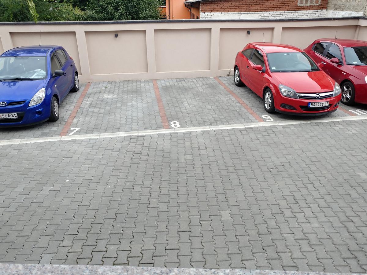 Jc10 Apartment 3 Bedroom, Free Parking, 73Sqm Novi Sad Exteriör bild