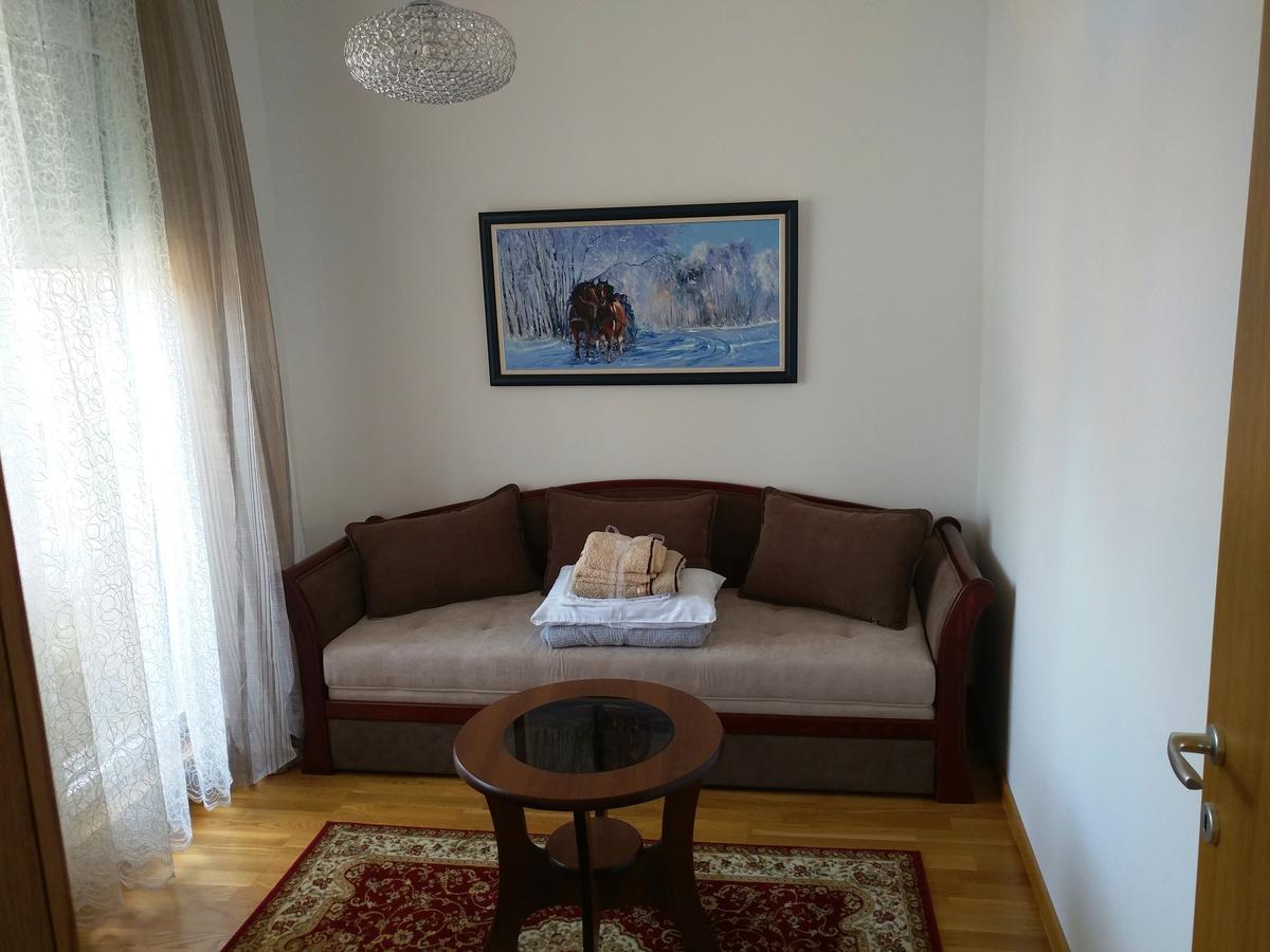 Jc10 Apartment 3 Bedroom, Free Parking, 73Sqm Novi Sad Exteriör bild
