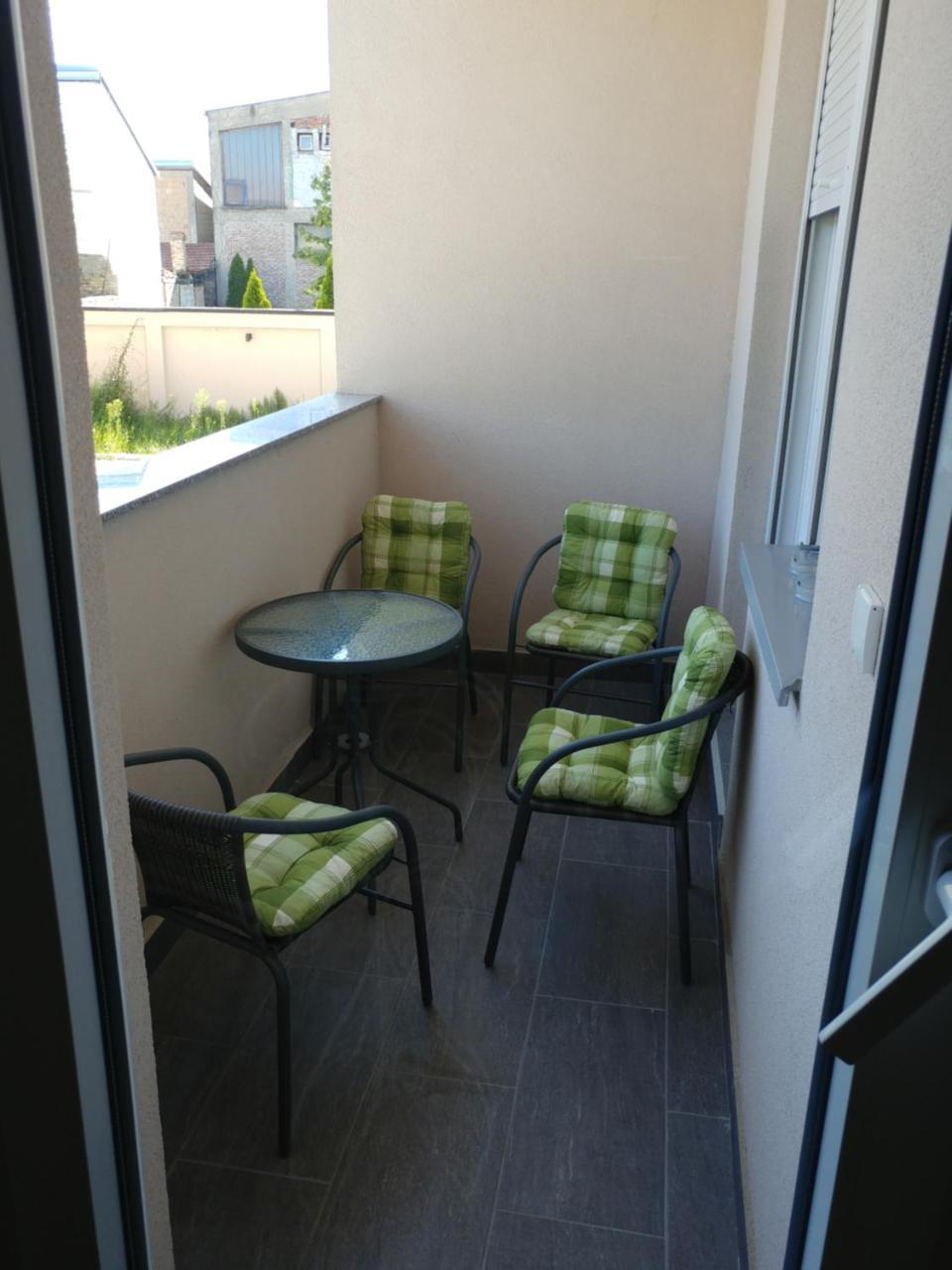 Jc10 Apartment 3 Bedroom, Free Parking, 73Sqm Novi Sad Exteriör bild