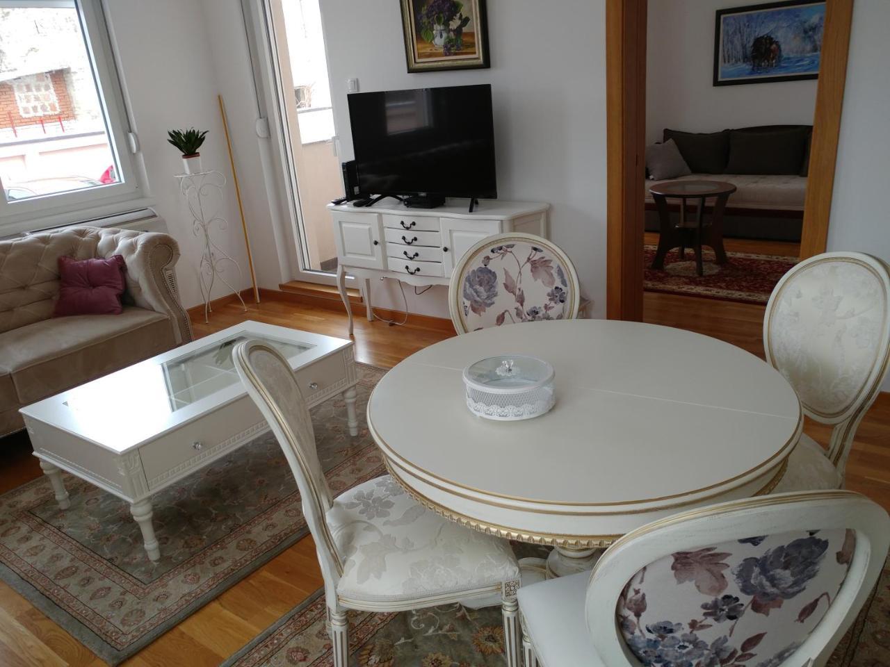 Jc10 Apartment 3 Bedroom, Free Parking, 73Sqm Novi Sad Exteriör bild