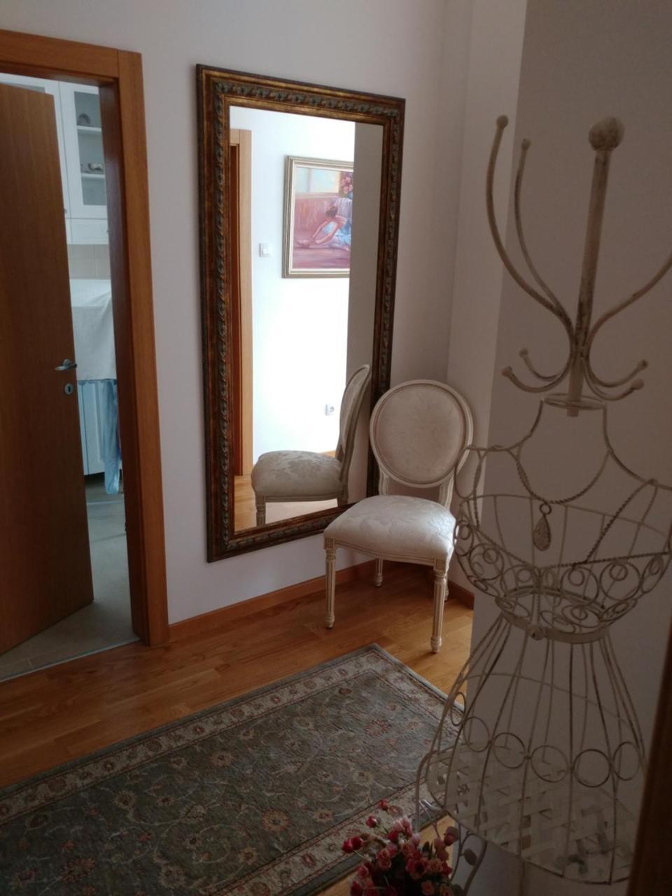 Jc10 Apartment 3 Bedroom, Free Parking, 73Sqm Novi Sad Exteriör bild